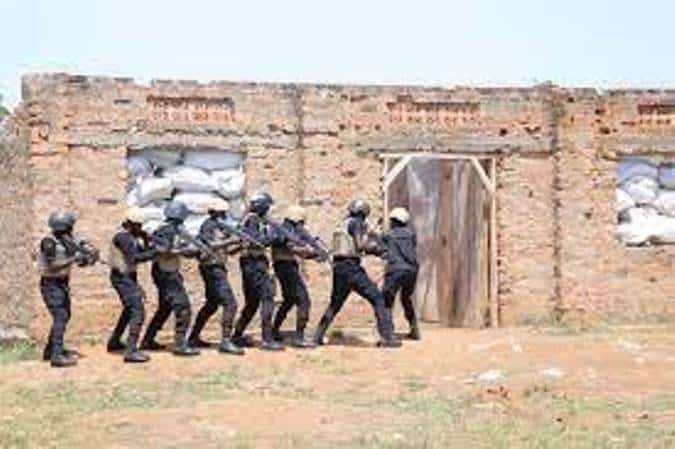 Katakwi Police Fire Live Bullets At Mob, 5 Got Injured
