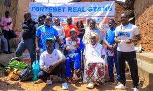 Fortebet Real Stars presents lifetime achievement Award to 1978 AFCON star