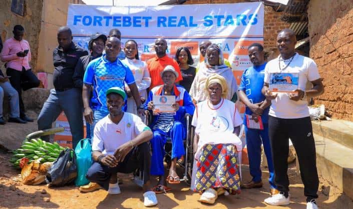 Fortebet Real Stars presents lifetime achievement Award to 1978 AFCON star